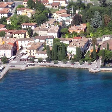 Hotel Vela D'Oro Dependence Bardolino Exteriör bild