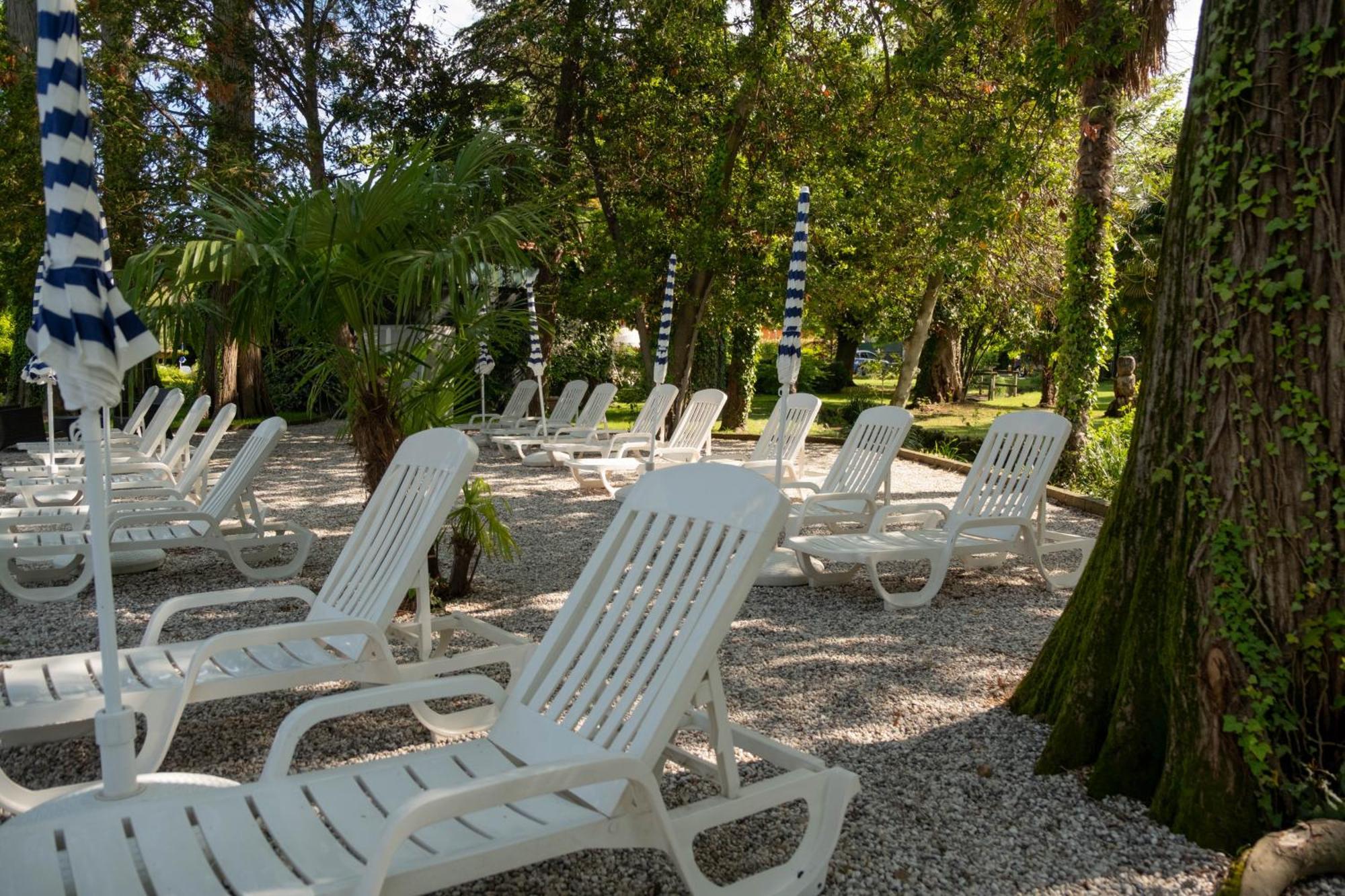 Hotel Vela D'Oro Dependence Bardolino Exteriör bild